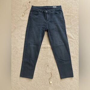 High-Quality Dark Wash Denim Jeans - Size 30